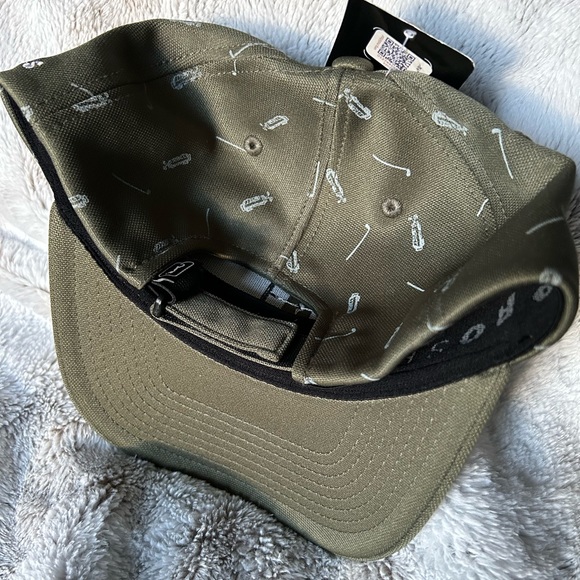 PGA Tour Moisture Wicking Proseries Adjustable Hat AVASB022DS BEETLE - Picture 3 of 5